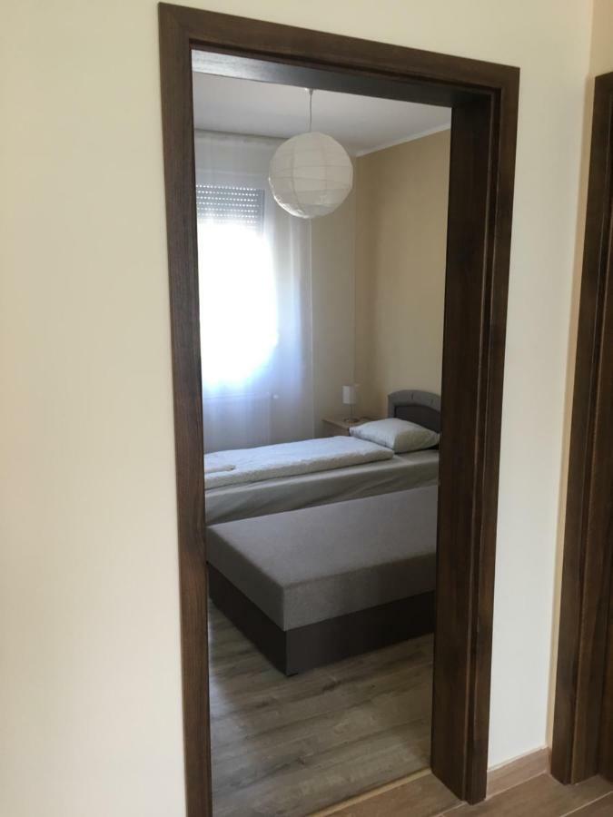 Konrad Apartman Βίλα Balatonmáriafürdő Εξωτερικό φωτογραφία