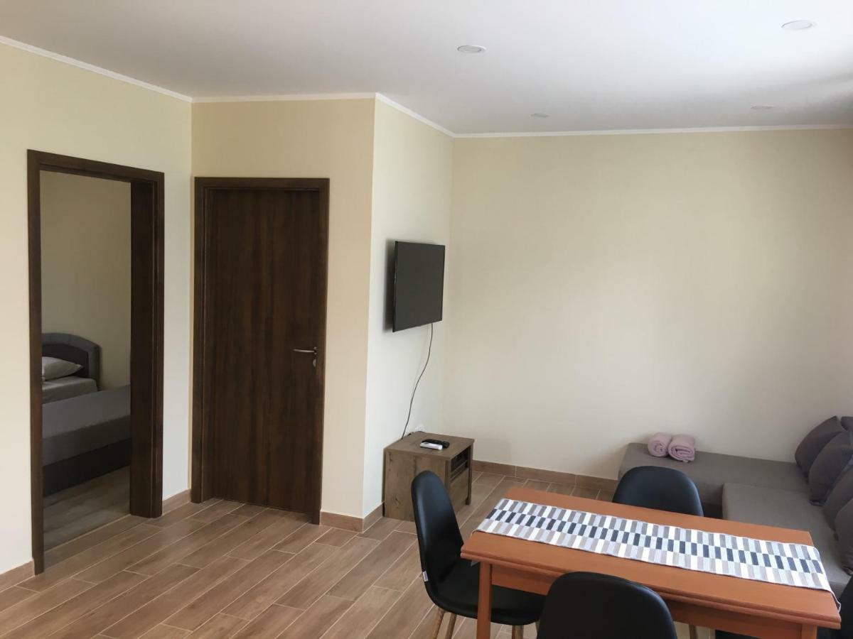 Konrad Apartman Βίλα Balatonmáriafürdő Εξωτερικό φωτογραφία